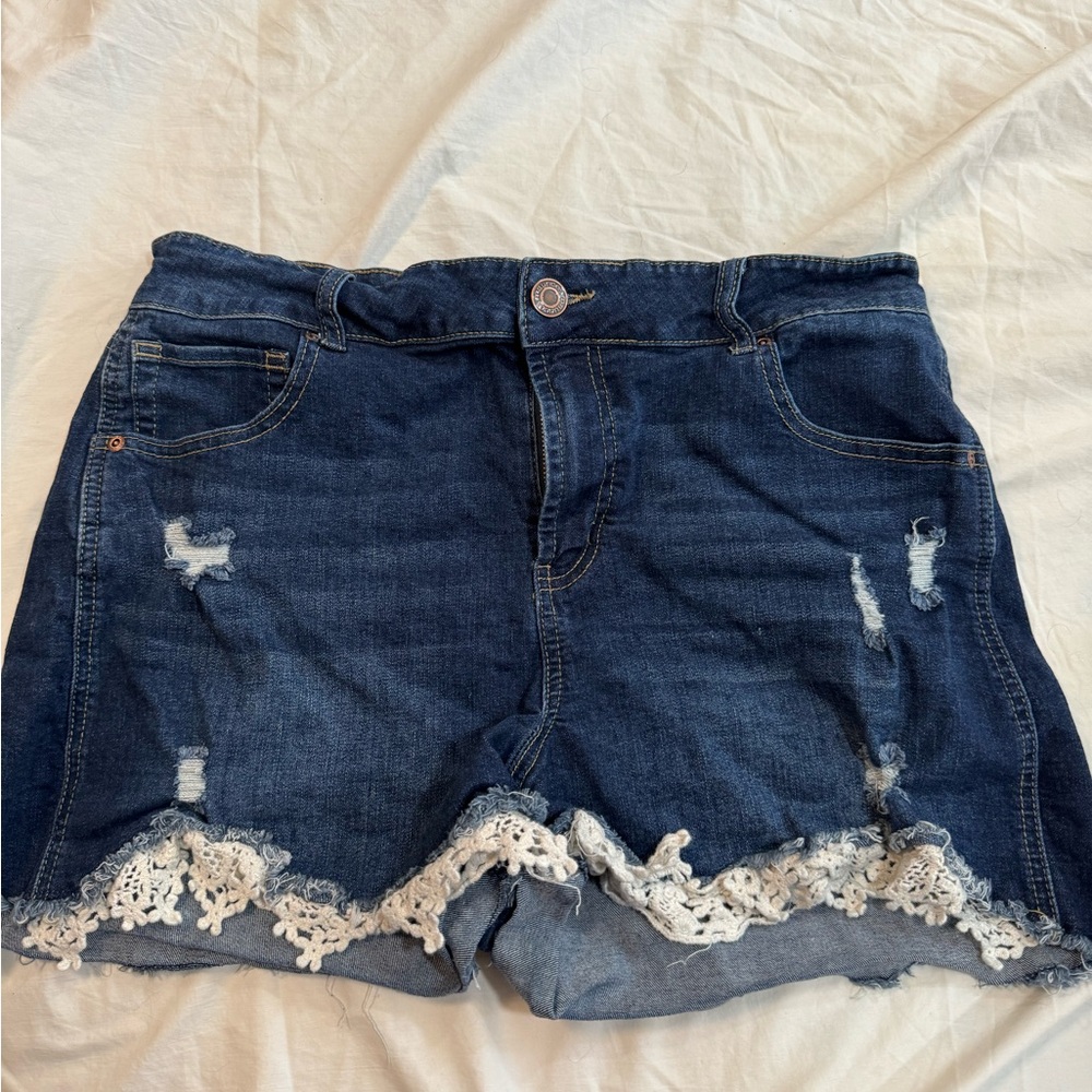 Maurice’s blue Jean shorts with lace